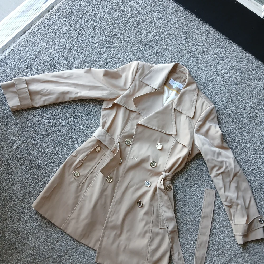 Calvin Klein Tan Double-Breasted Trench Coat - Picture 2 of 13